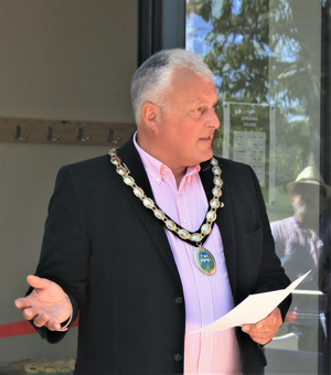 Image courtesy of David Hughes Cllr Steve Wain at Farmers View opening May 2022